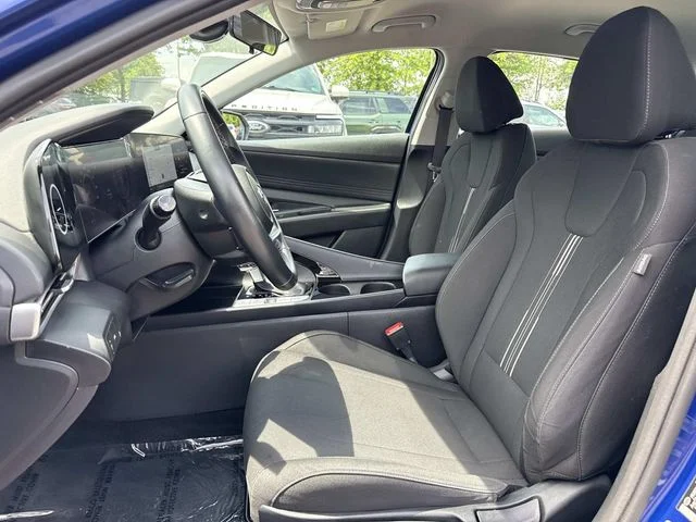 Used 2023 Blue Hyundai SEL image 13