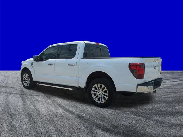 Certified Used 2024 Oxford White Ford XLT image 6