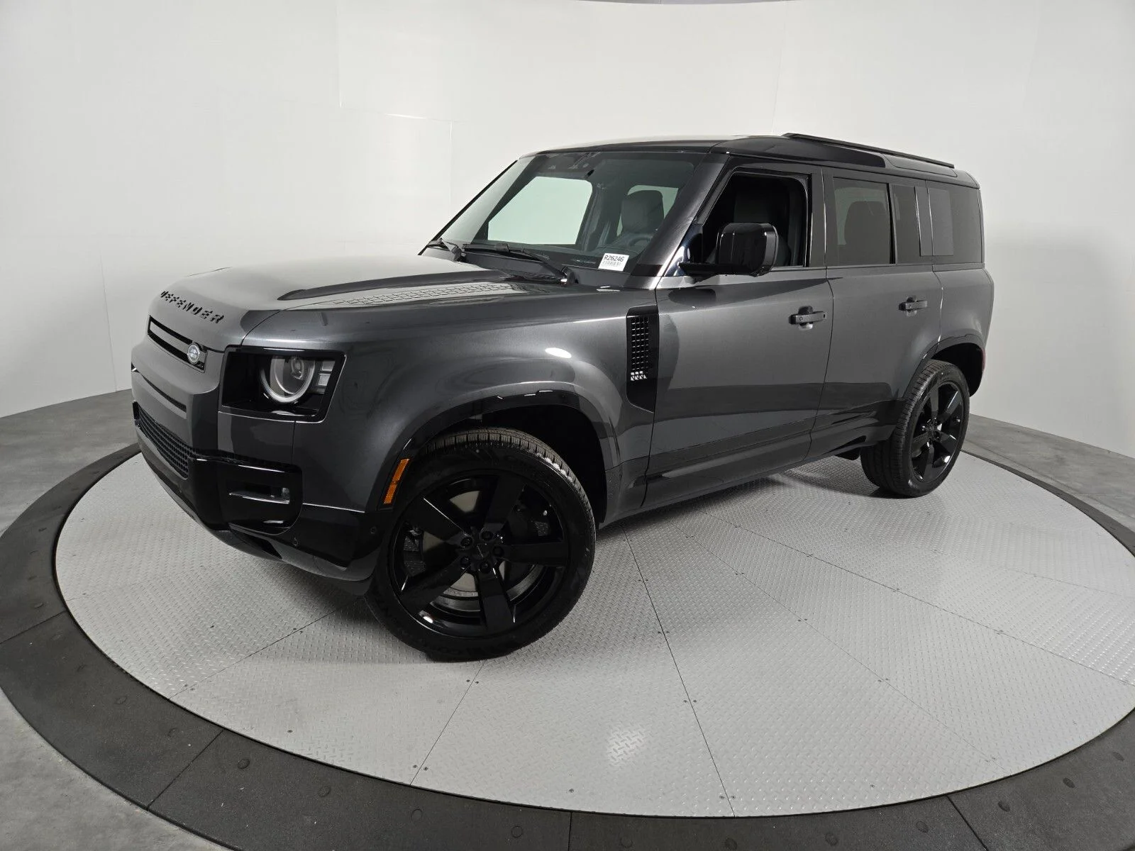 New 2026 Carpathian Grey Land Rover X-Dynamic SE image 1