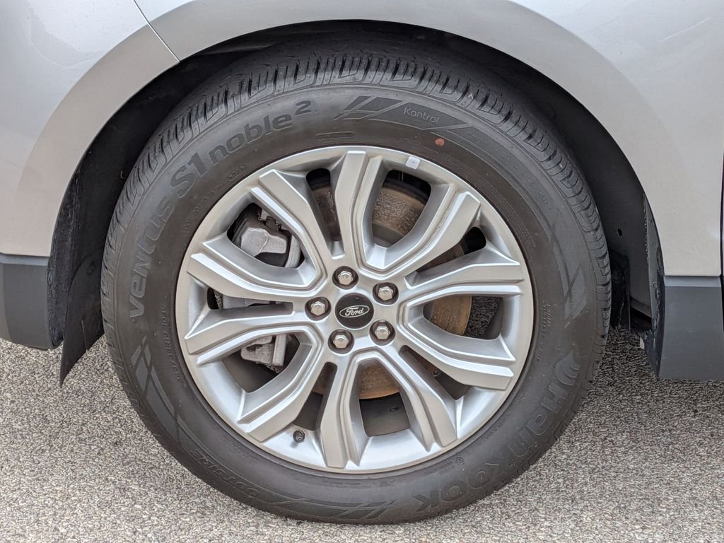 Used 2024 Silver Ford Titanium image 14