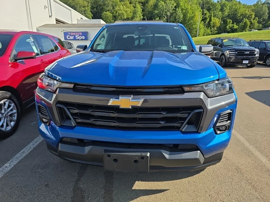 Used 2024 Blue Chevrolet LT image 3