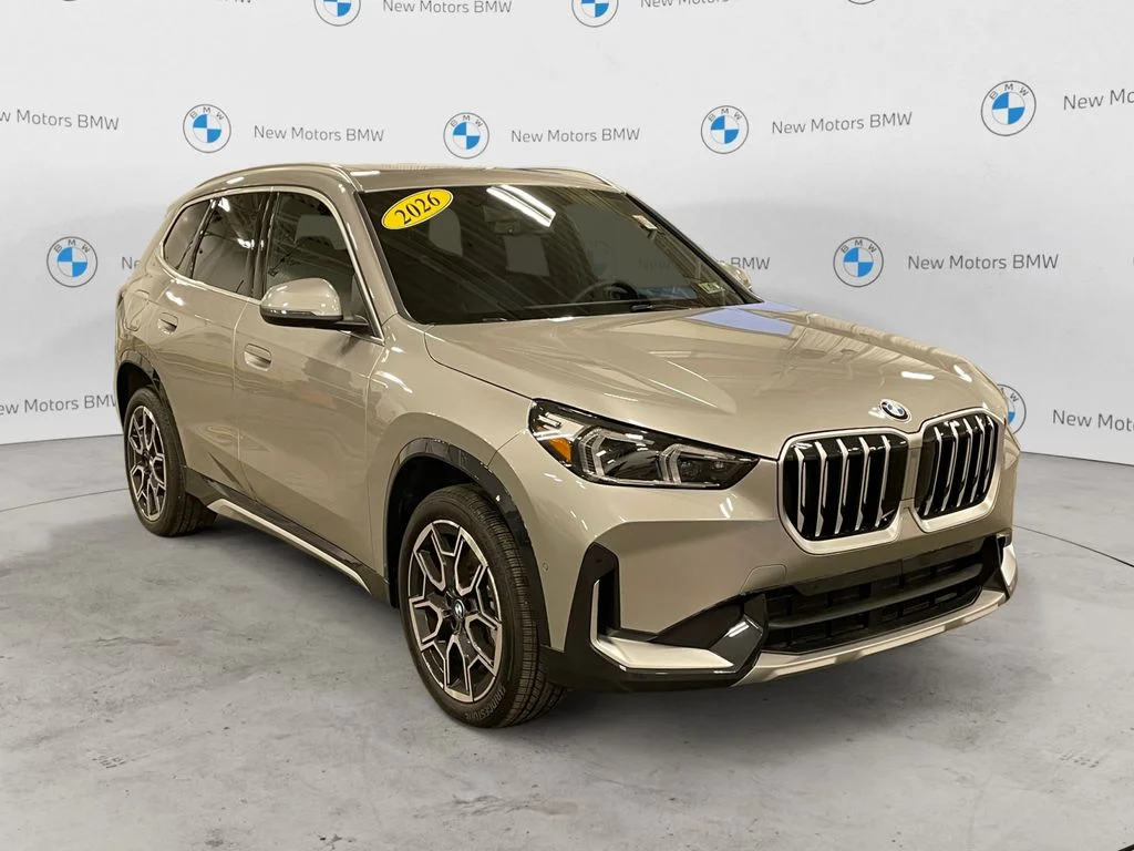 Used 2026 Silver Metallic BMW xDrive28i image 7