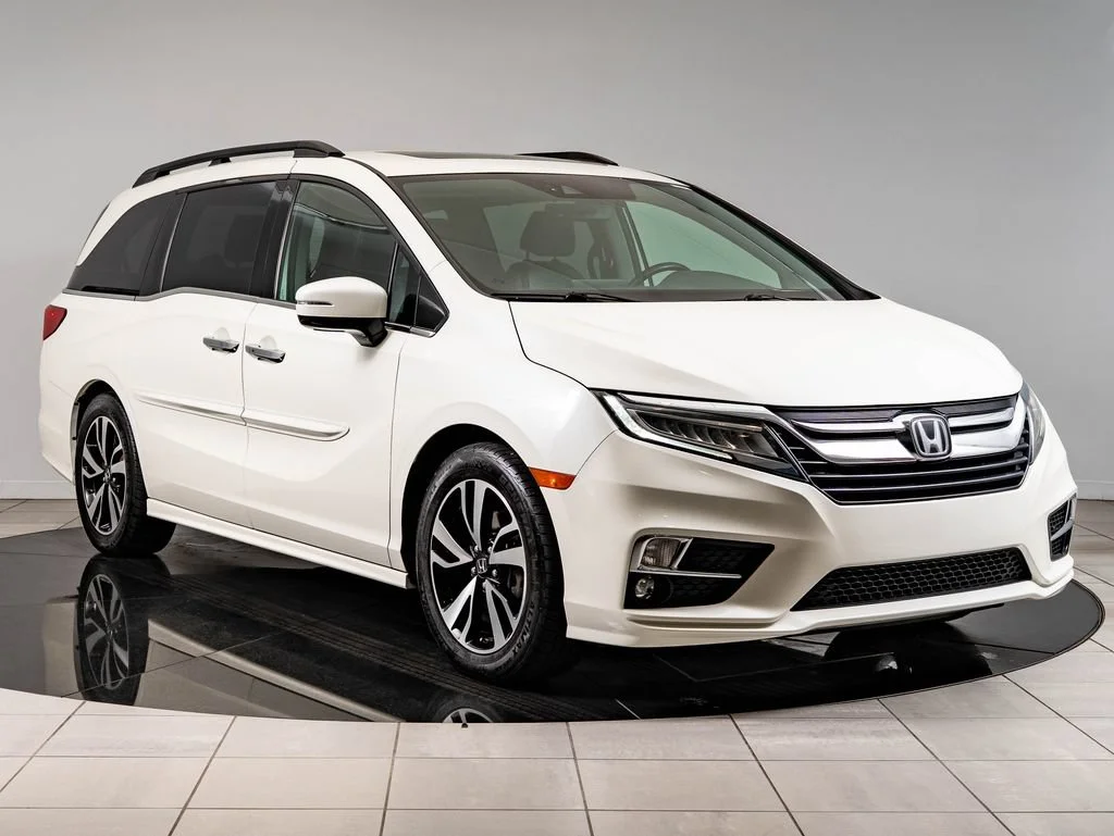 Used 2019 White Diamond Pearl Honda Elite image 12