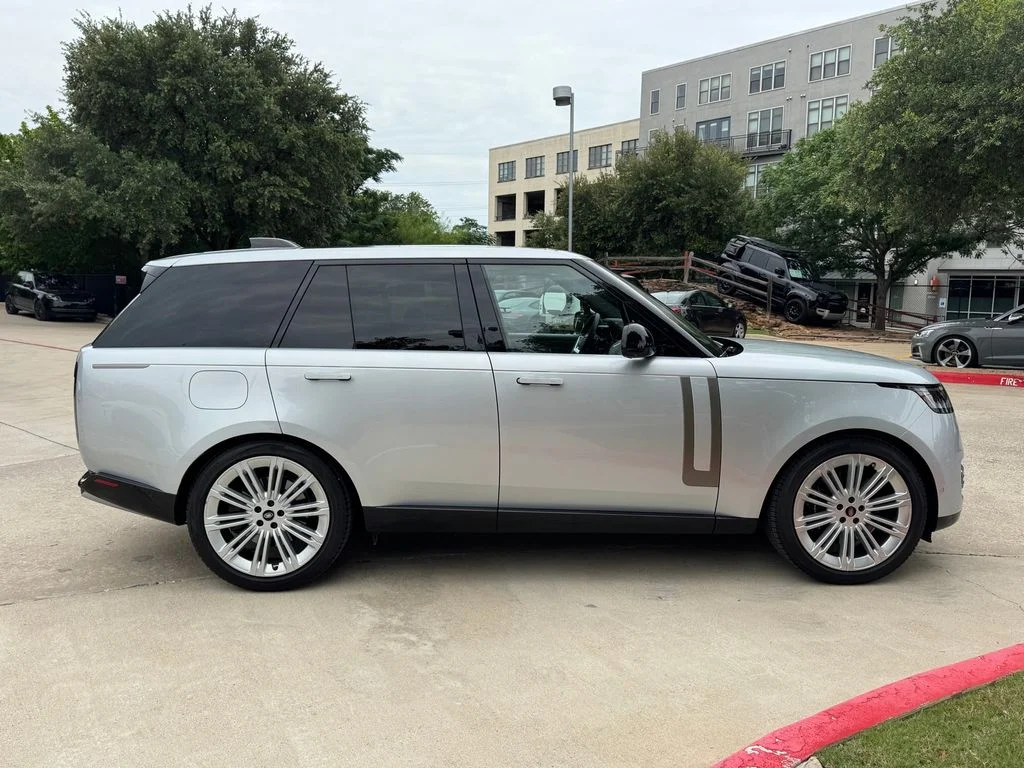 Certified Used 2023 Silver Land Rover SE image 11