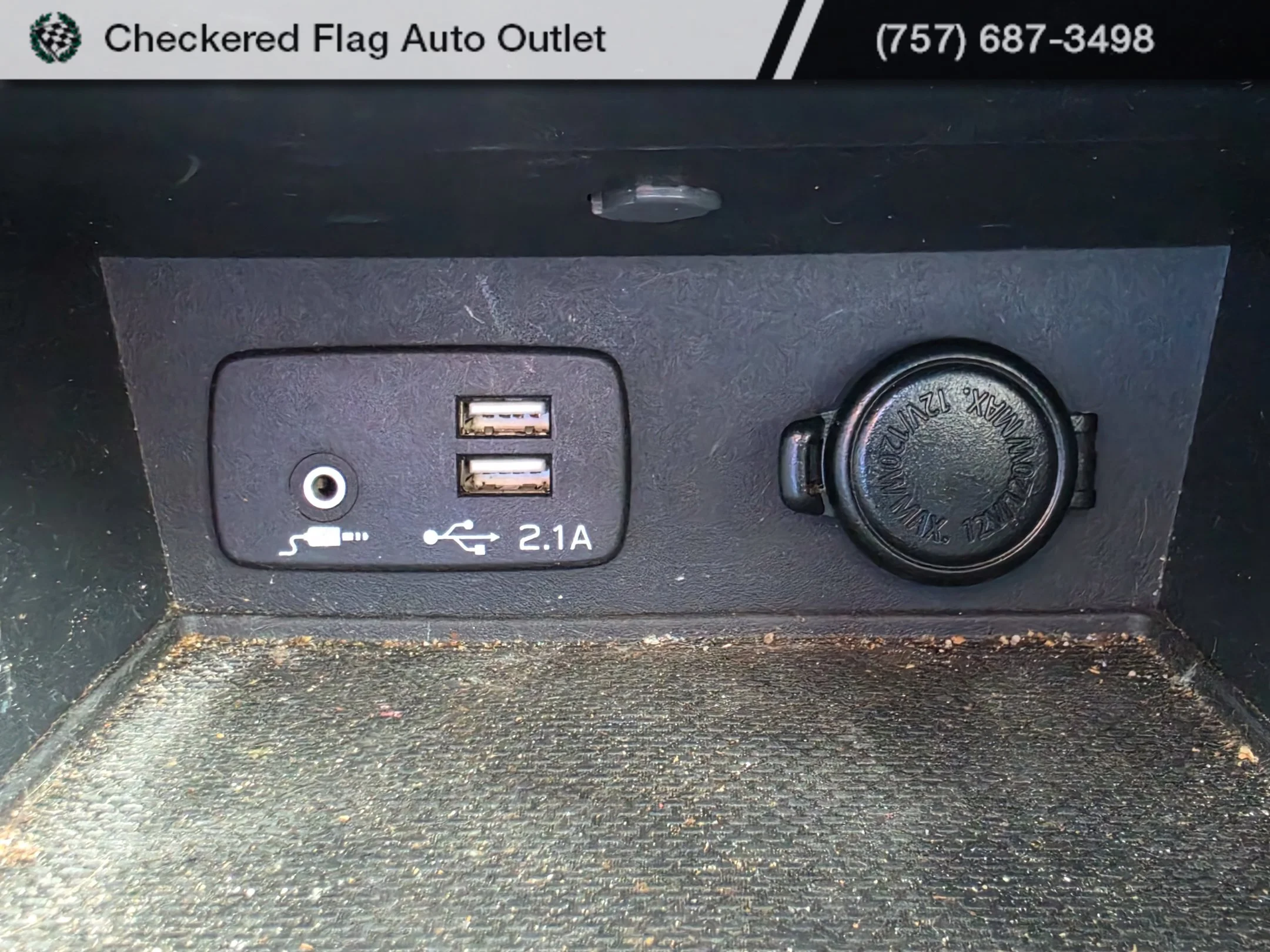 Used 2020 Ice Silver Metallic Subaru Premium image 17