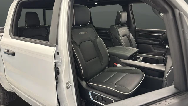 New 2026 Ivory White Tri-Coat Pearl-Coat Exterior Paint RAM Laramie image 24