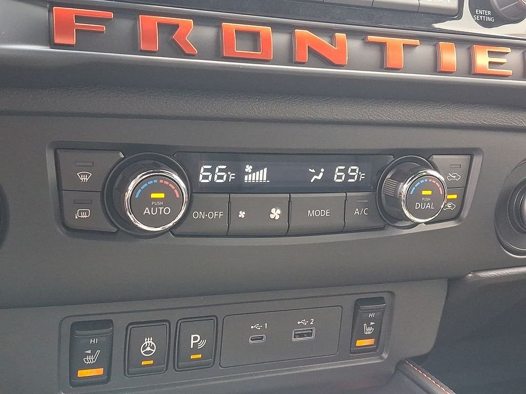 2026 Nissan Frontier — photo 11