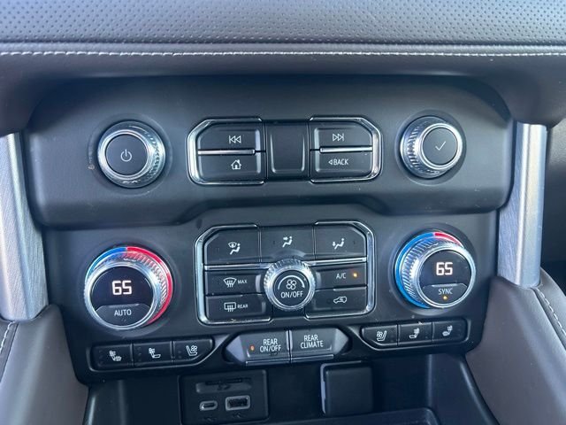Used 2021 White GMC SLT image 10