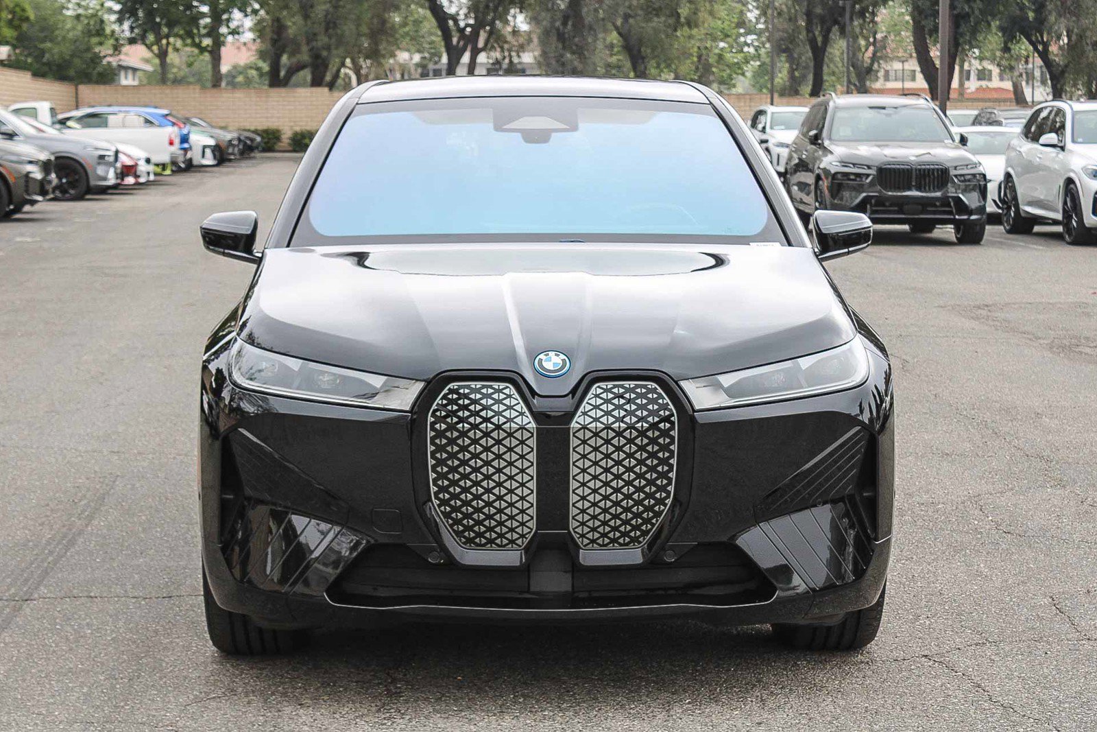 Used 2023 BMW iX Base with VIN WB523CF08PCM96565 for sale in Camarillo, CA