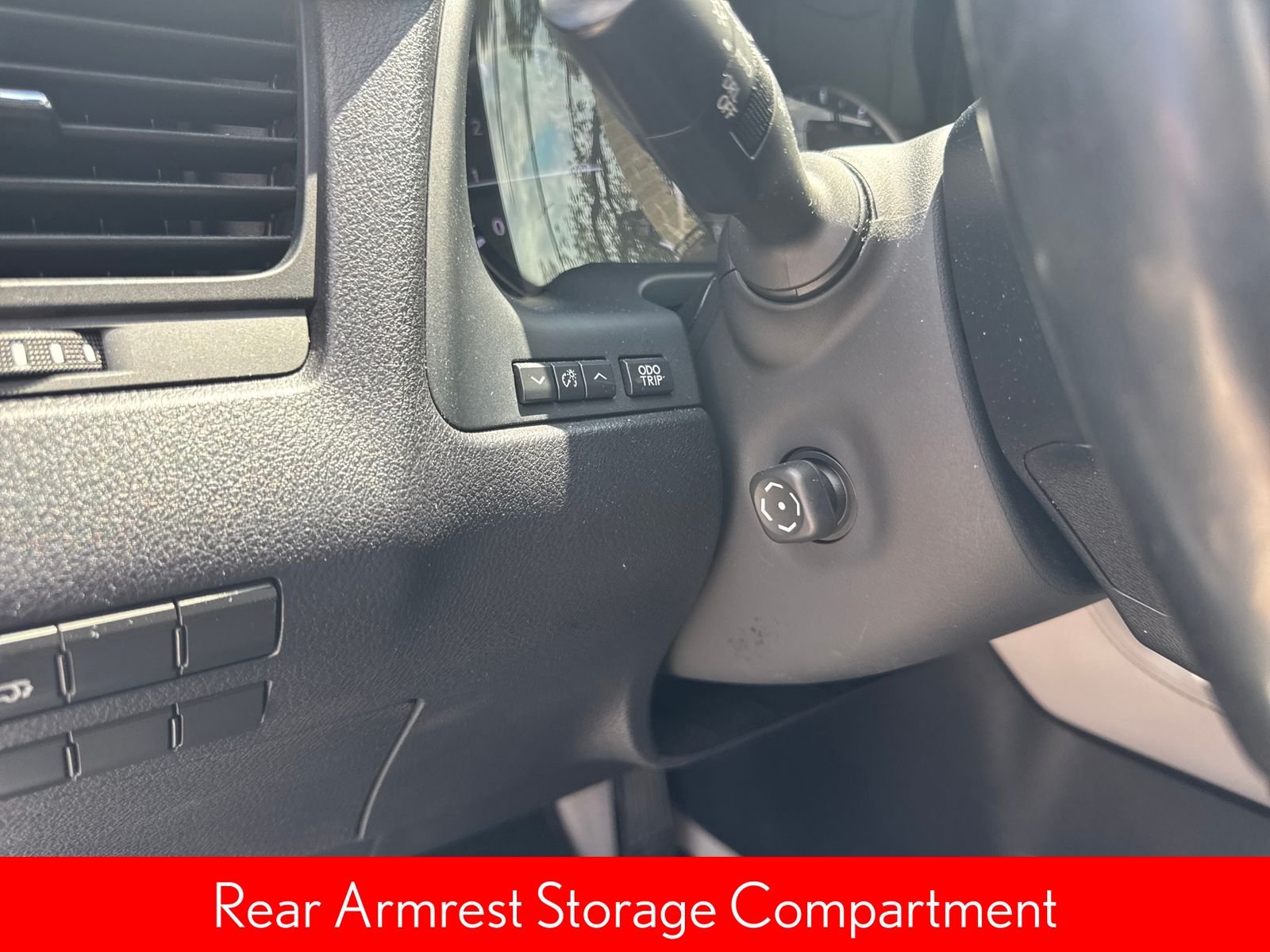 Used 2019 White Lexus 350 image 25