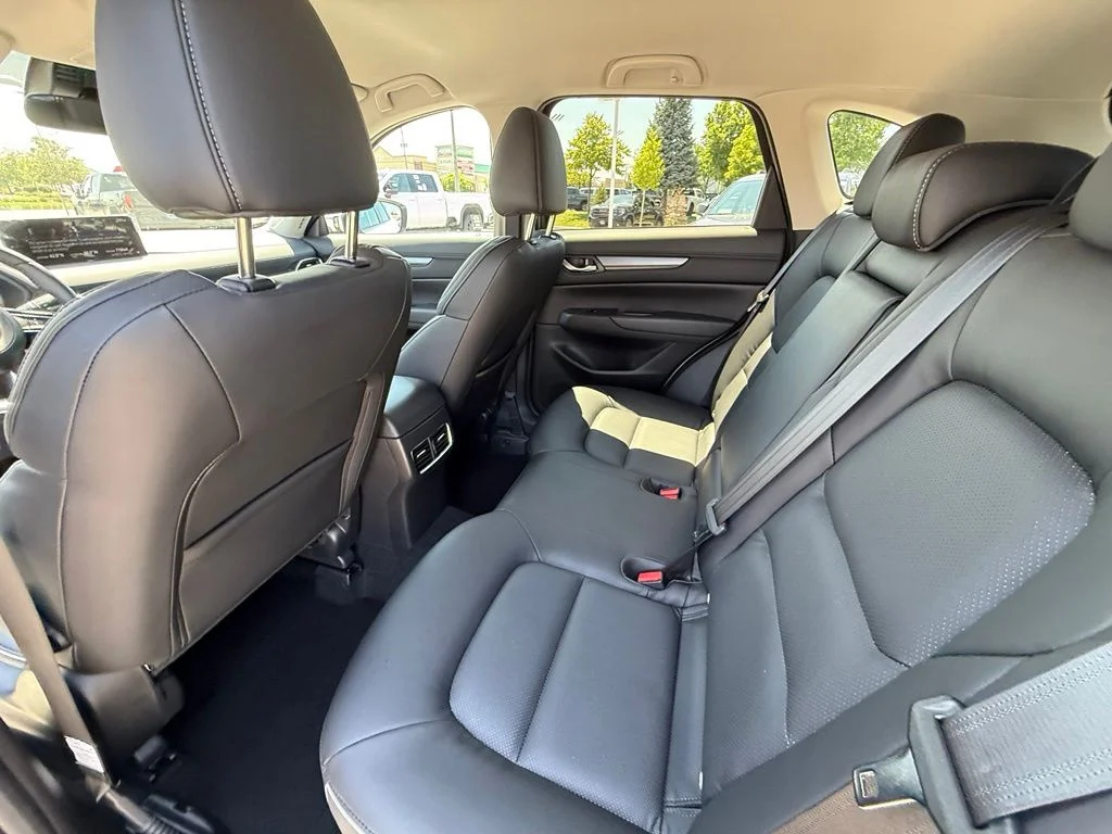 Used 2025 White Mazda 2.5 S Select Package image 27