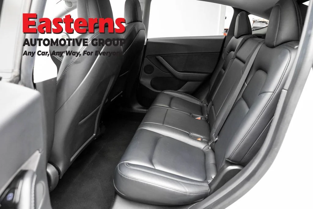 Used 2021 White Tesla Long Range image 16