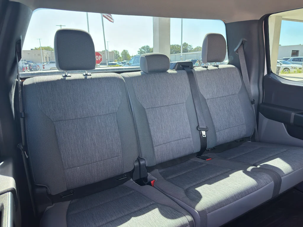 Used 2022 Oxford White Ford XL image 32