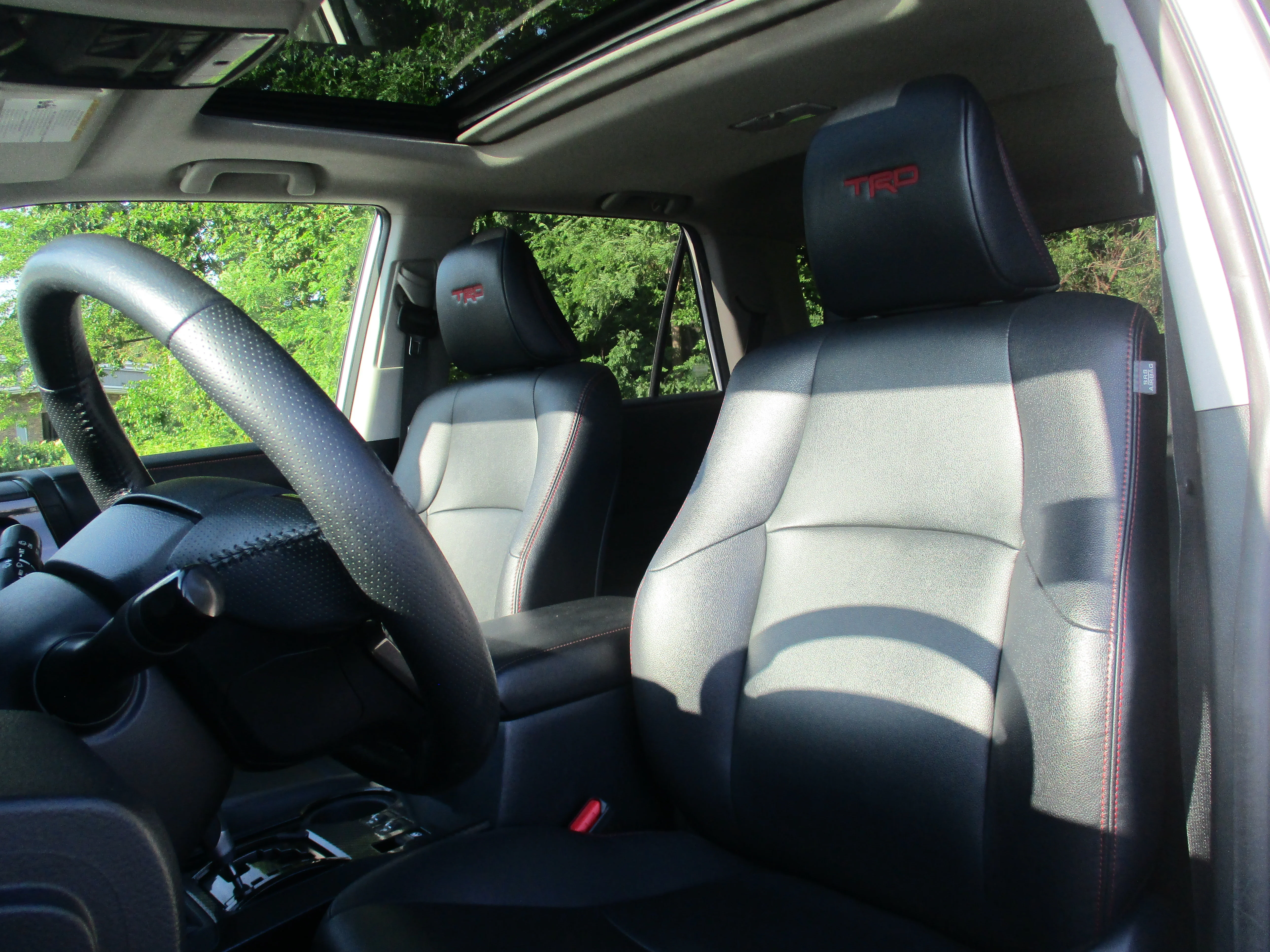 Used 2017 SUPER WHITE Toyota  image 27