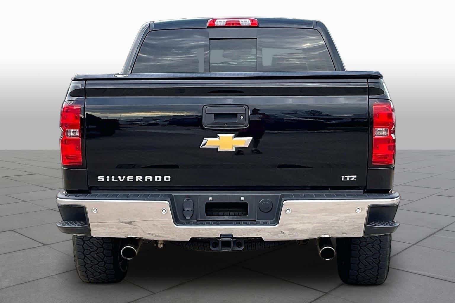 Used 2015 Black Chevrolet LTZ image 4