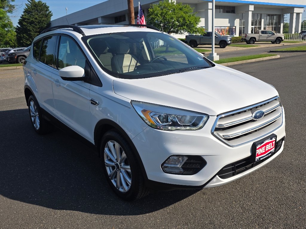 Certified Used 2019 Oxford White Ford SEL image 9