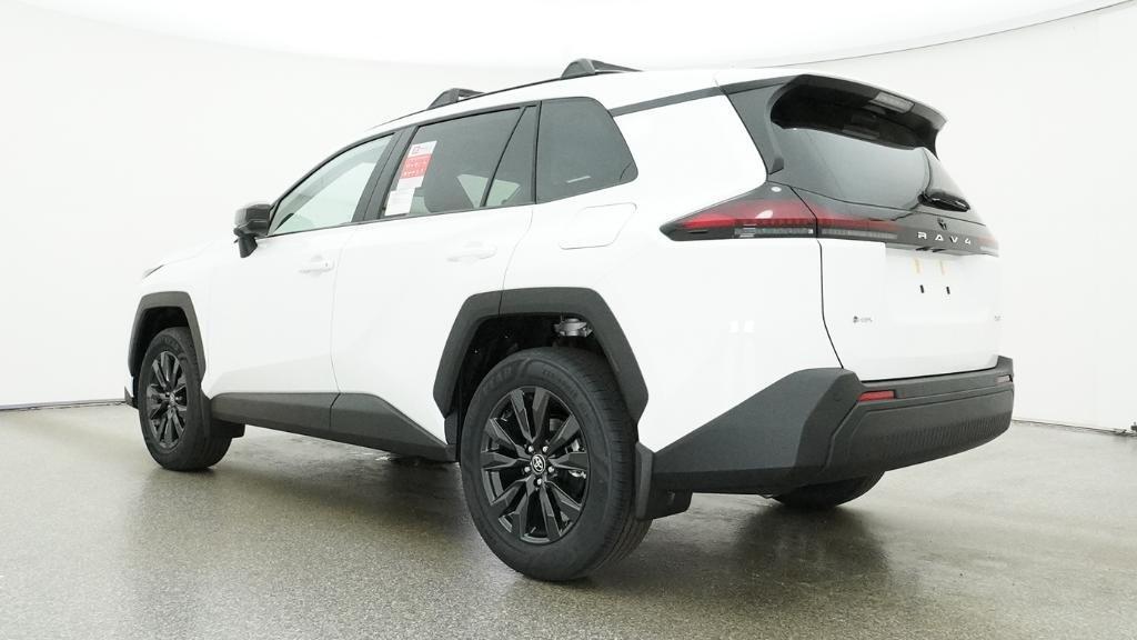 New 2026 Ice Cap Toyota XLE Premium image 13