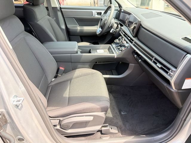 New 2026 Silver Hyundai SE image 44