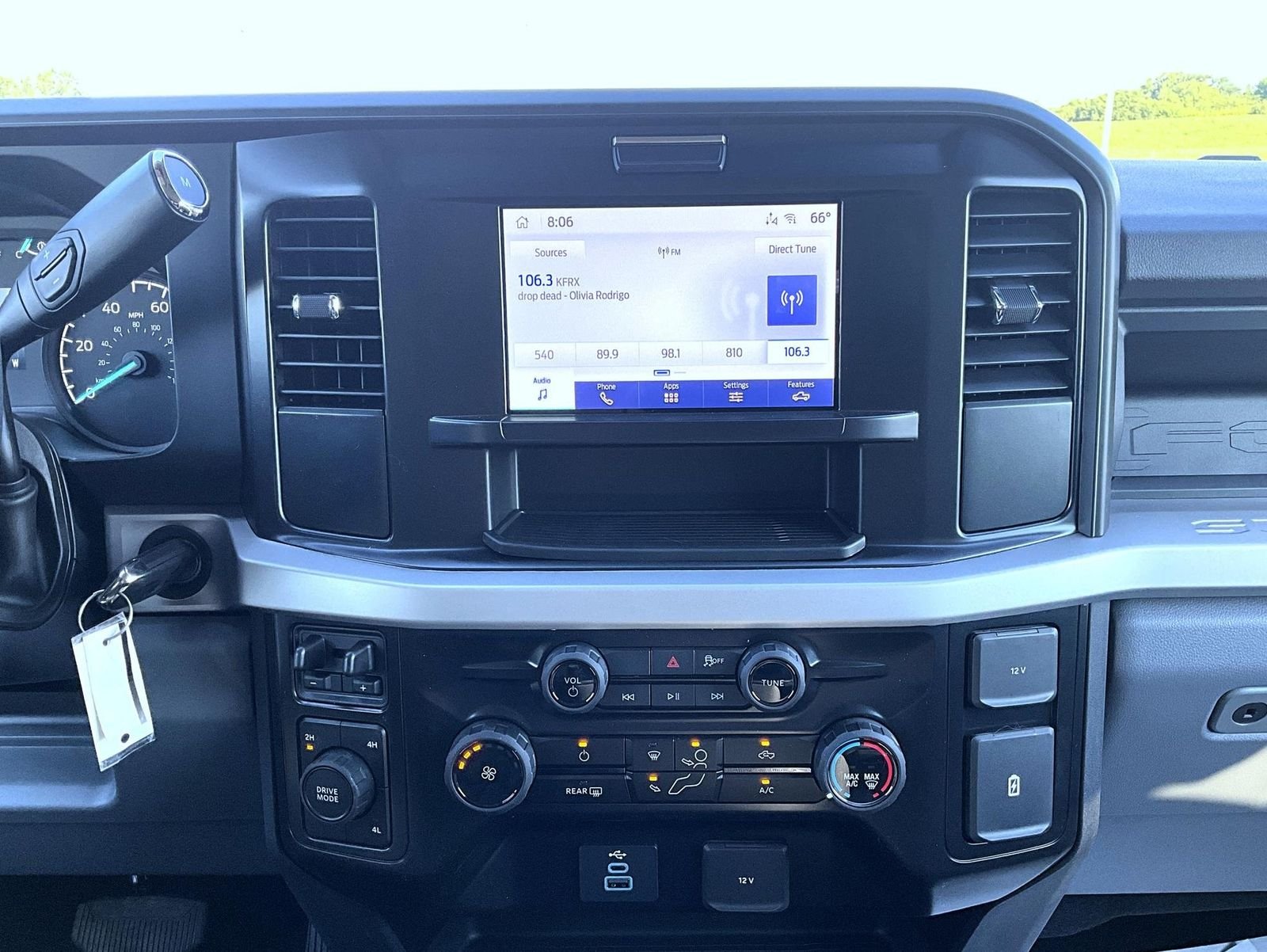 2026 Ford F-250 Super Duty XL - Photo 13