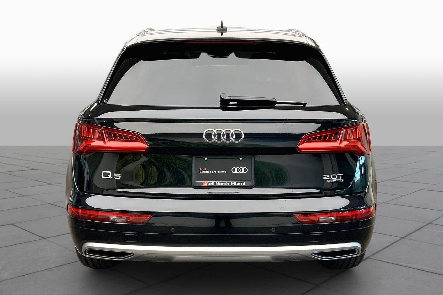 Used 2018 Brilliant Black Audi Tech Premium Plus image 4