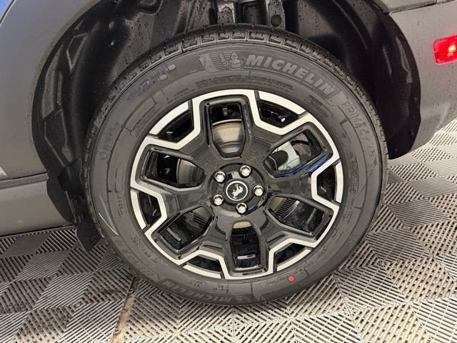 New 2026 Carbonized Gray Metallic Ford Outer Banks® image 40