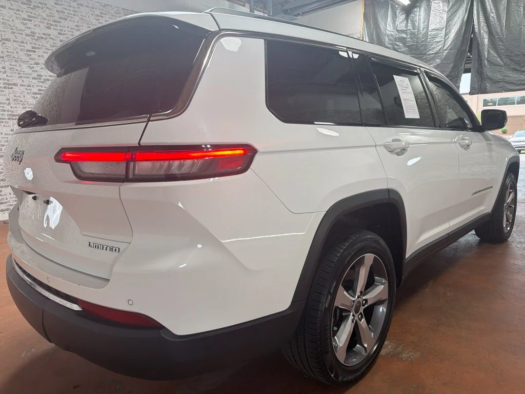 Used 2021 Bright White Clearcoat Jeep Limited image 7