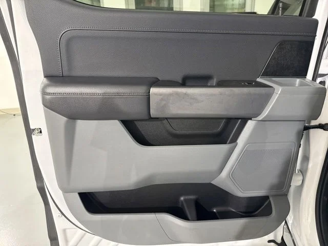 Used 2021 White Ford XLT image 14