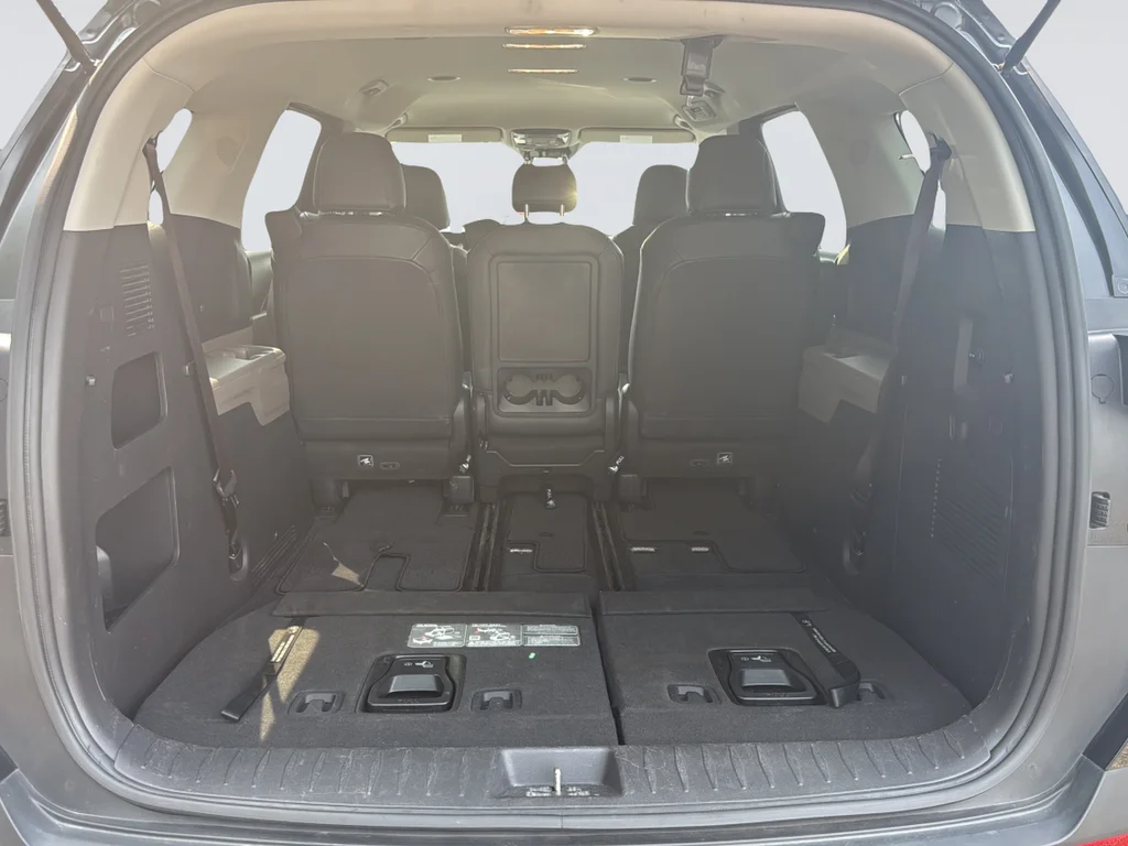 Certified Used 2025 Black Kia LXS image 30