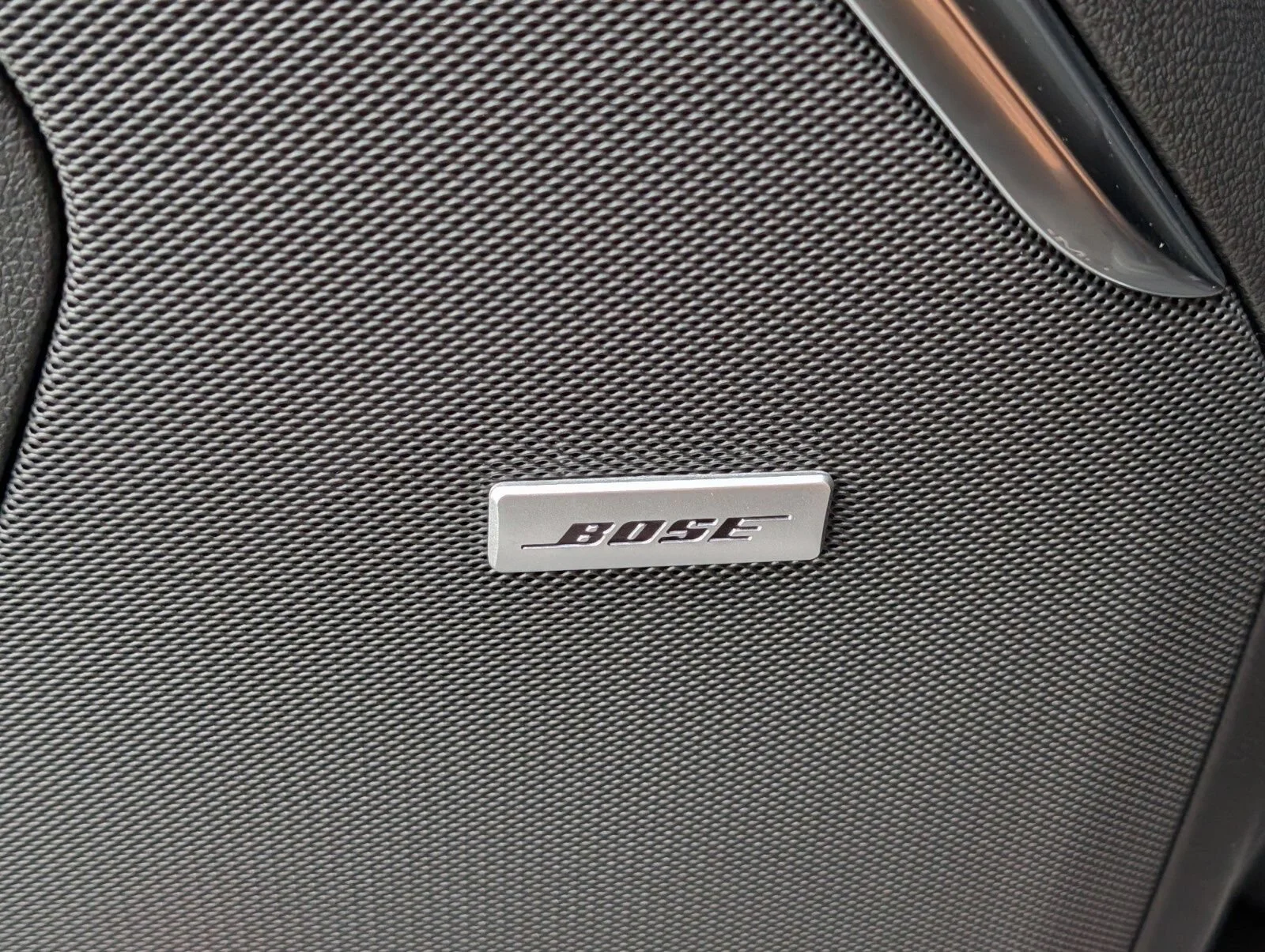 2026 GMC Yukon Denali - Photo 17