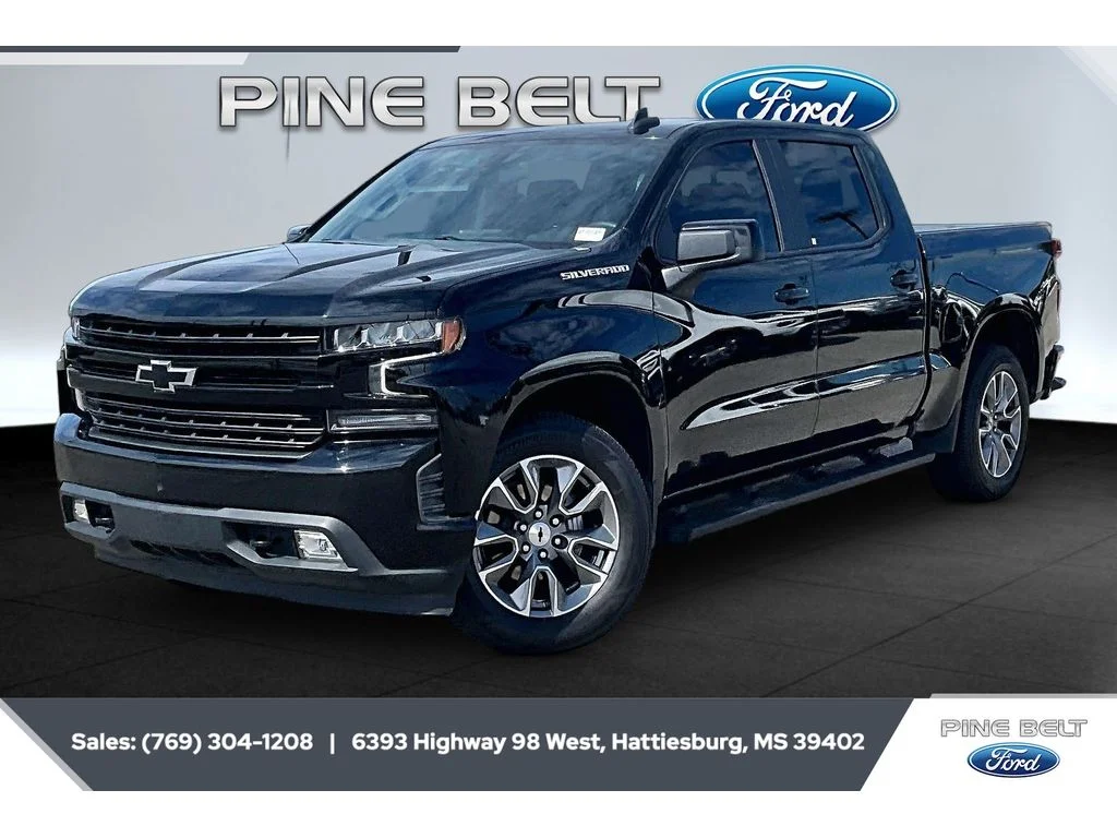 Used 2021 BLACK Chevrolet RST image 10
