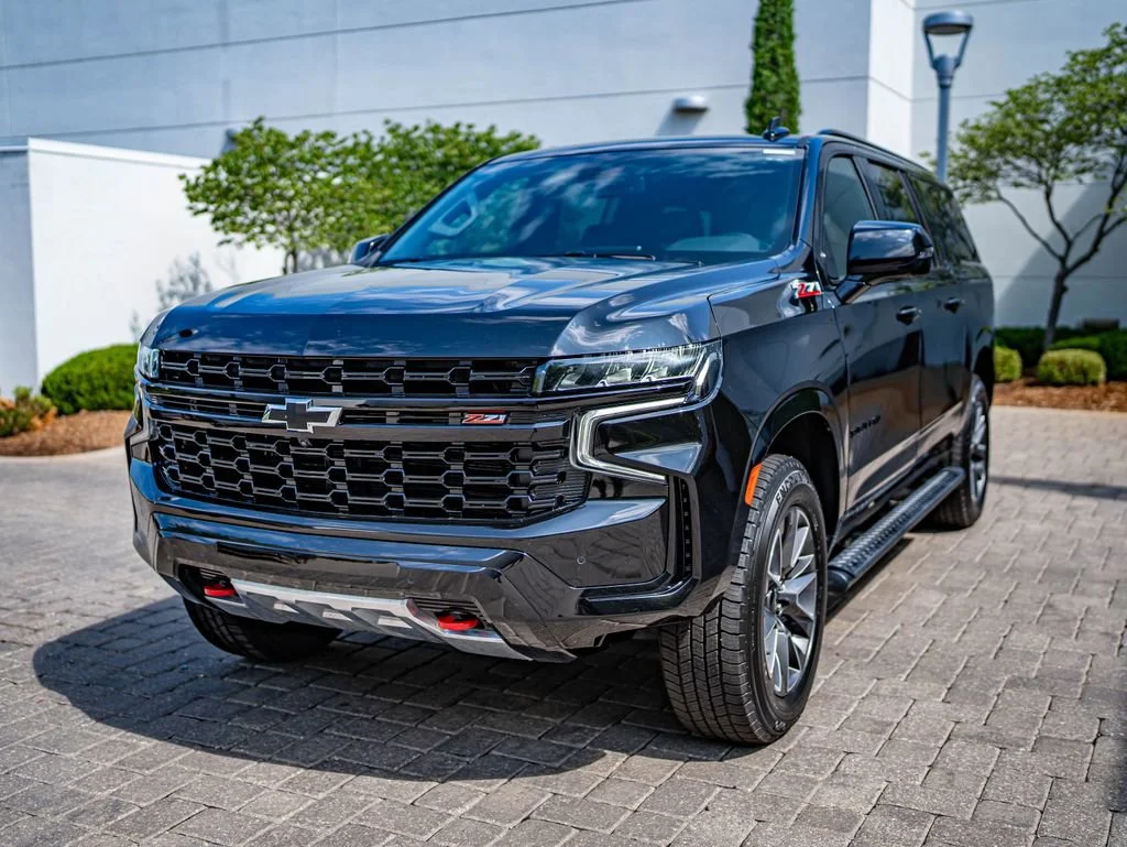 Used 2024 Black Chevrolet Z71 image 1