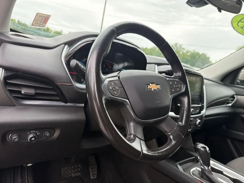 Used 2019  Chevrolet LT image 10
