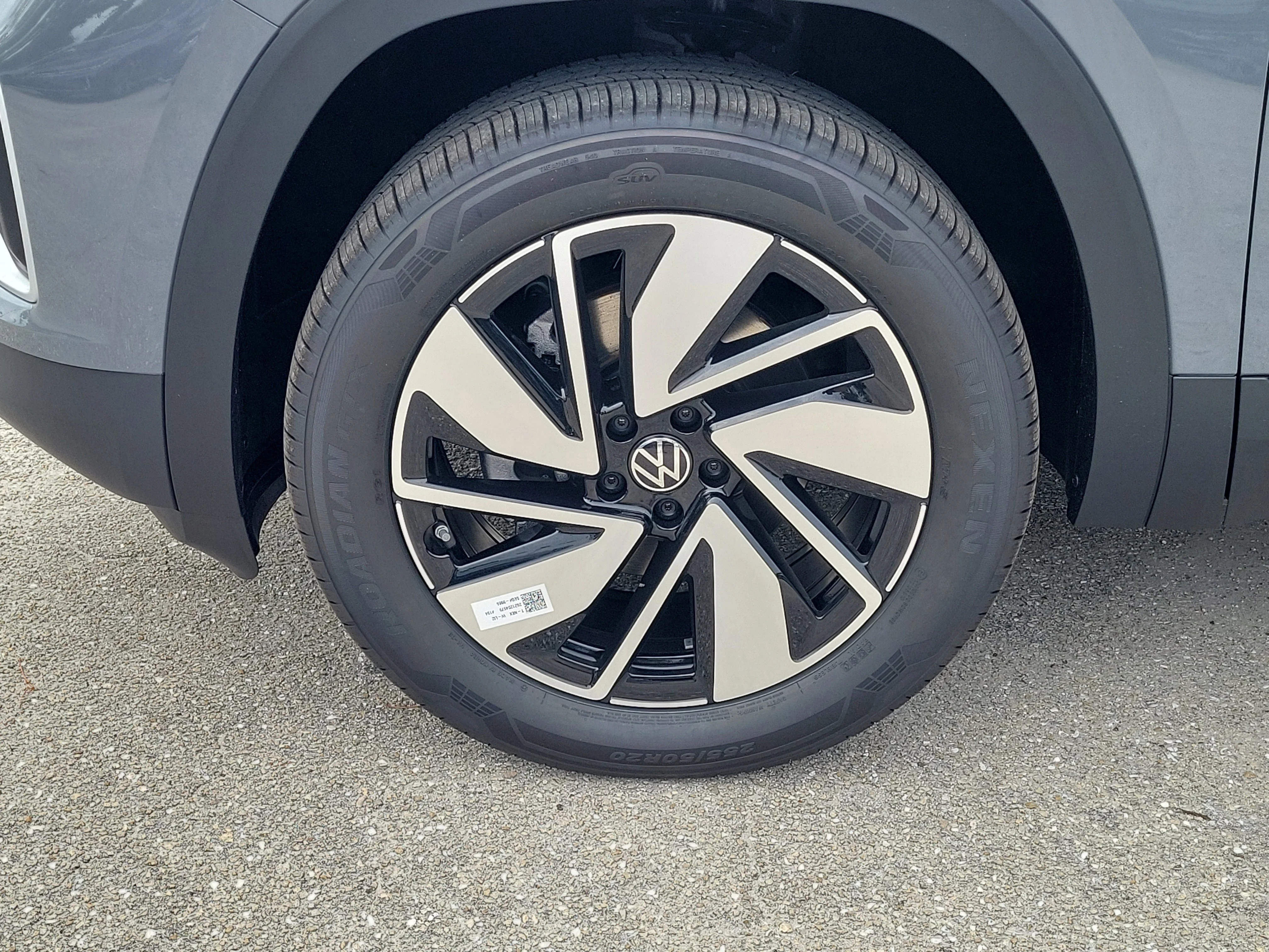 New 2026 Gray Volkswagen SE w/Technology image 27