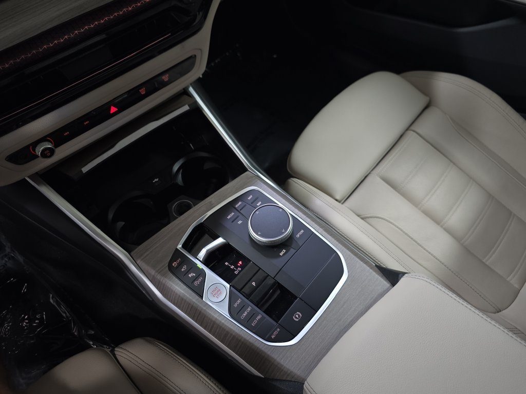 Certified Used 2025 Black Sapphire Metallic BMW M340i image 26