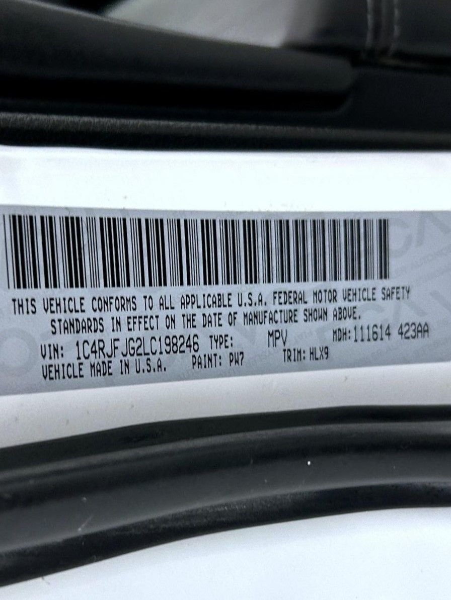 Used 2020 White Jeep Summit image 26