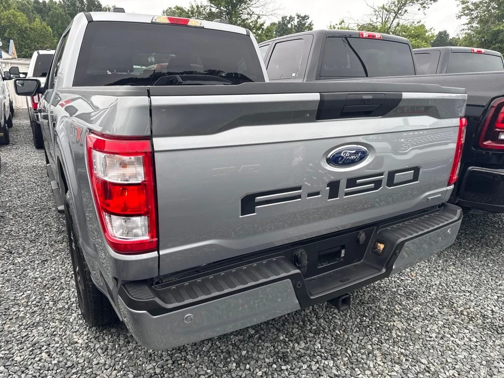 Used 2023 Silver Ford XL image 4