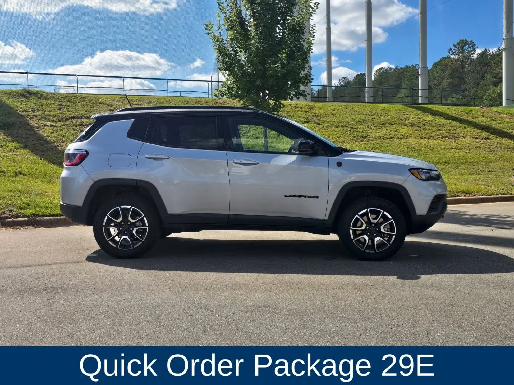 Used 2025 Silver Jeep Trailhawk image 2
