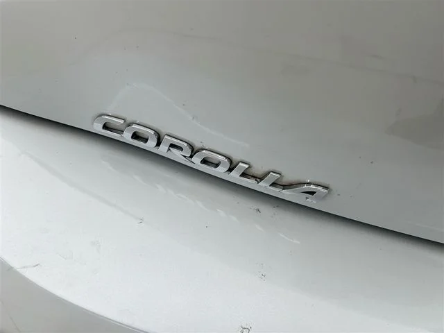 Used 2025 Beige Toyota XSE image 37
