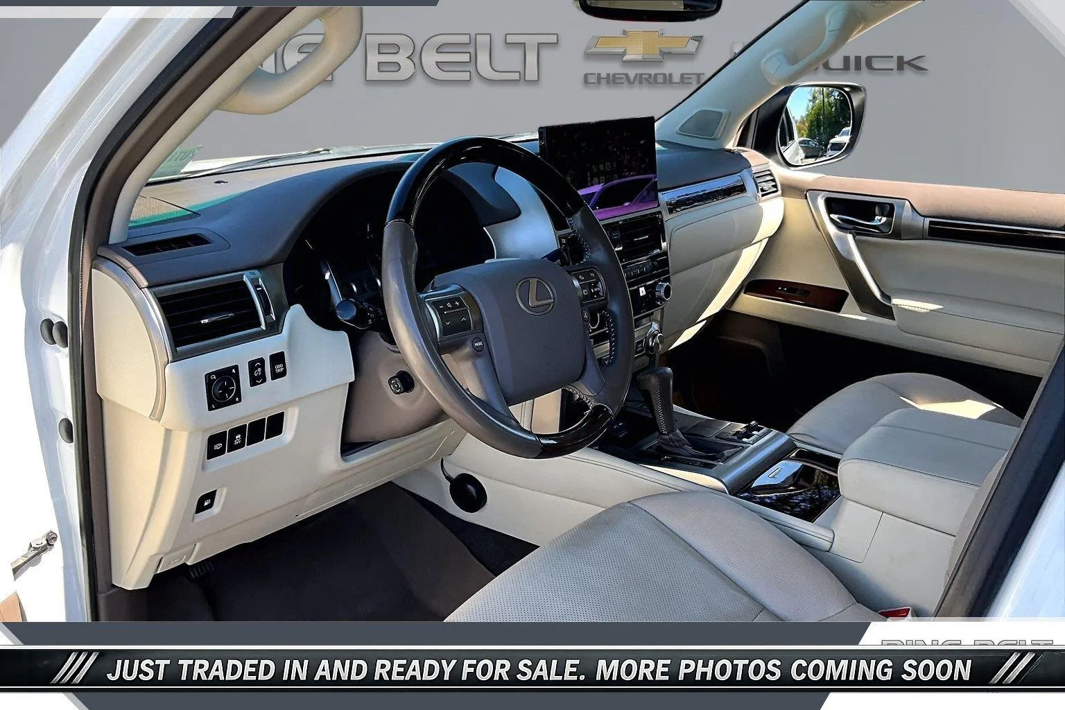 Used 2019 Starfire Pearl Lexus GX 460 Premium image 12