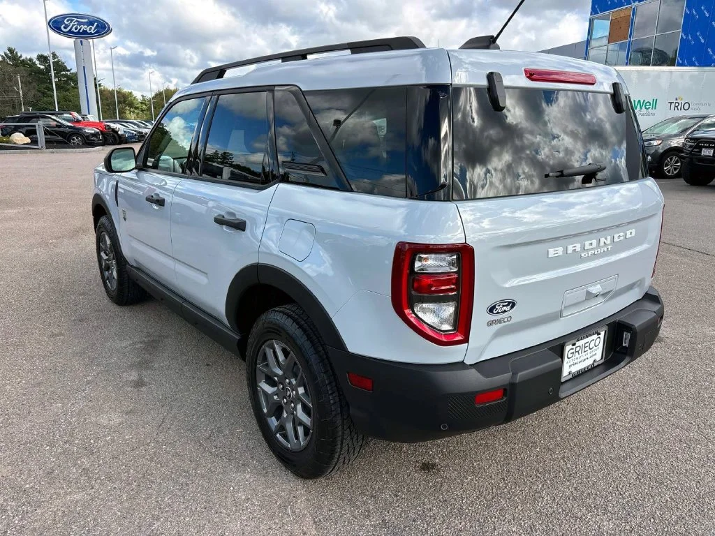 Used 2026 White Metallic Ford Big Bend image 5