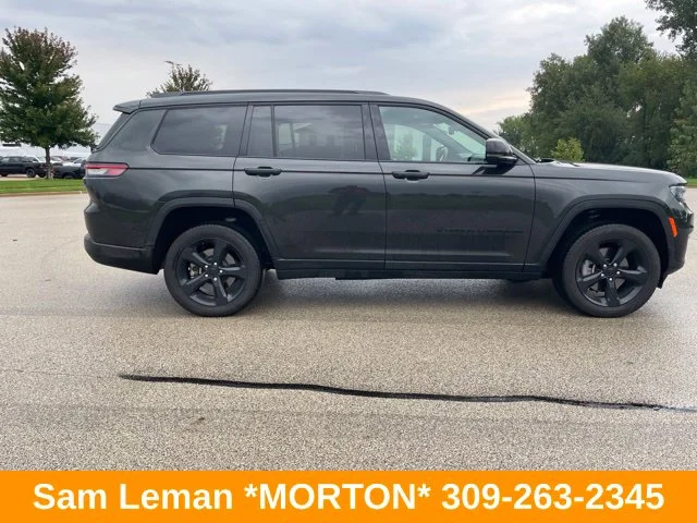 Used 2024 Gray Jeep Limited image 6