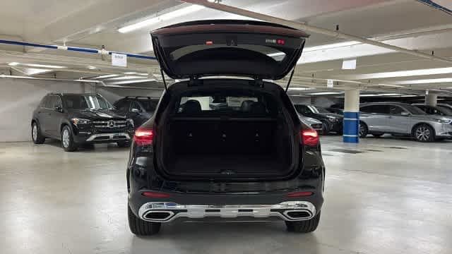 Certified Used 2026 Black Mercedes-Benz GLC 300 image 7
