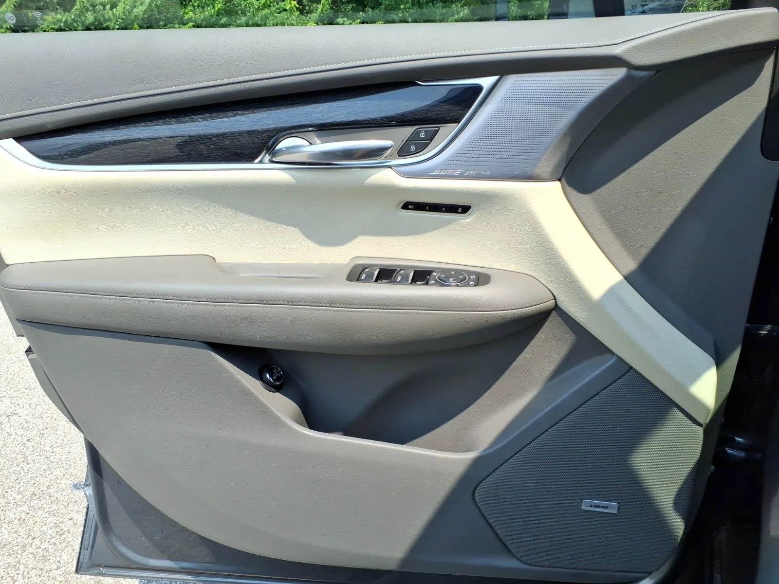 Used 2021 Satin Steel Metallic Cadillac Premium Luxury image 22