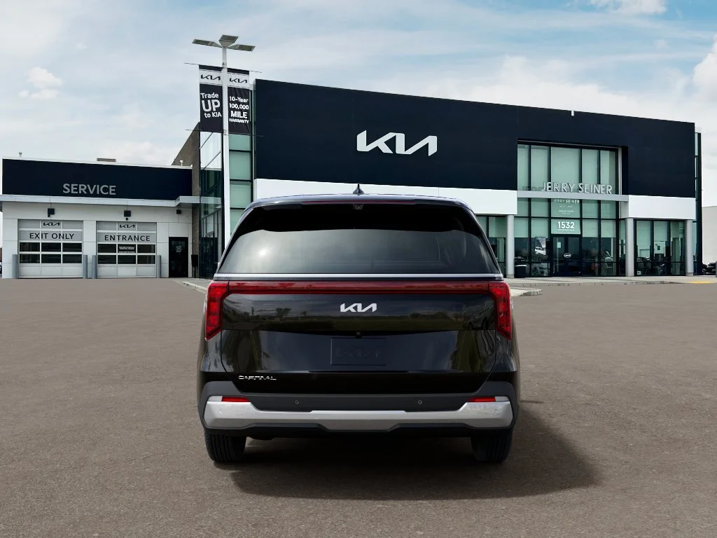New 2026 Aurora Black Pearl Kia LXS image 5