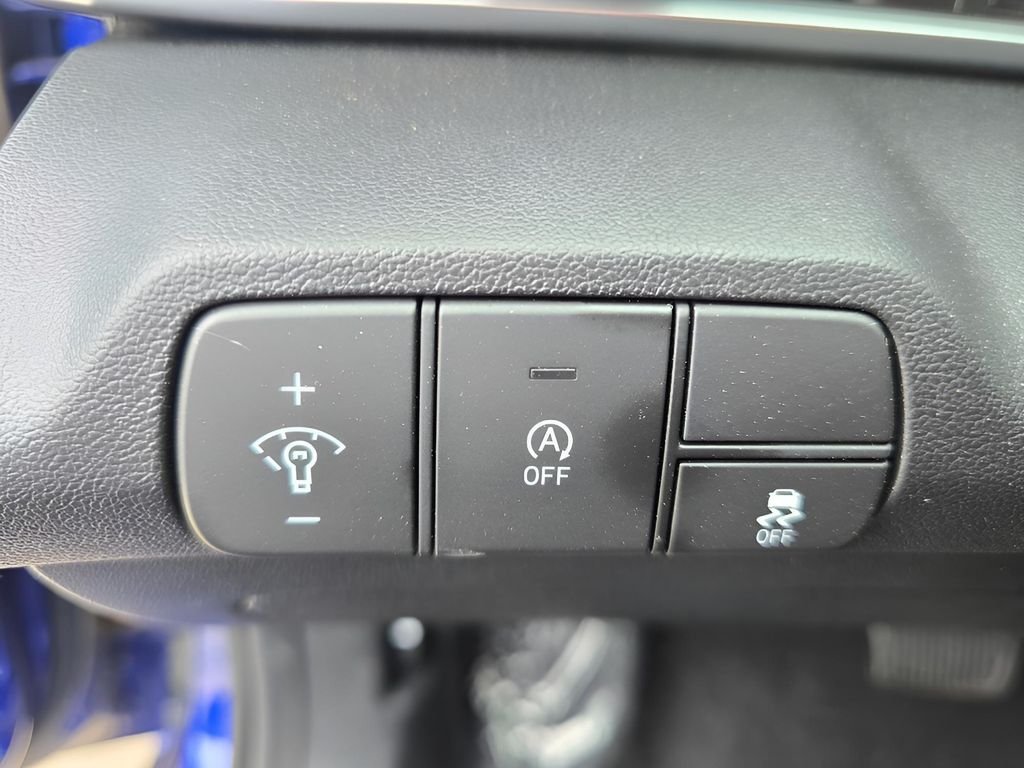2025 Hyundai Elantra SE - Photo 8