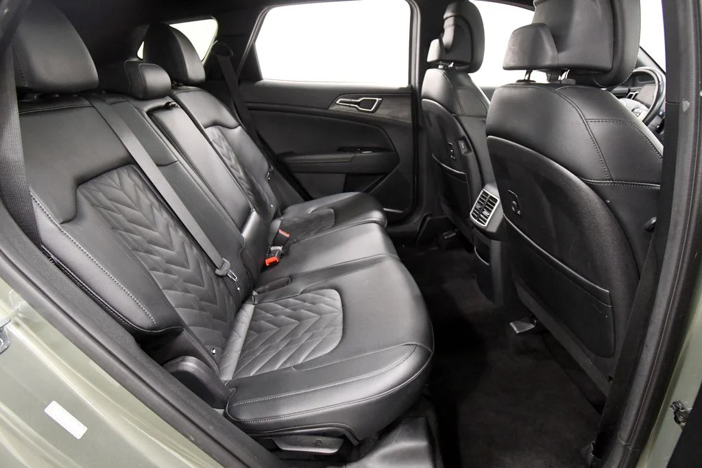 Certified Used 2023 Green Kia X-Line image 18