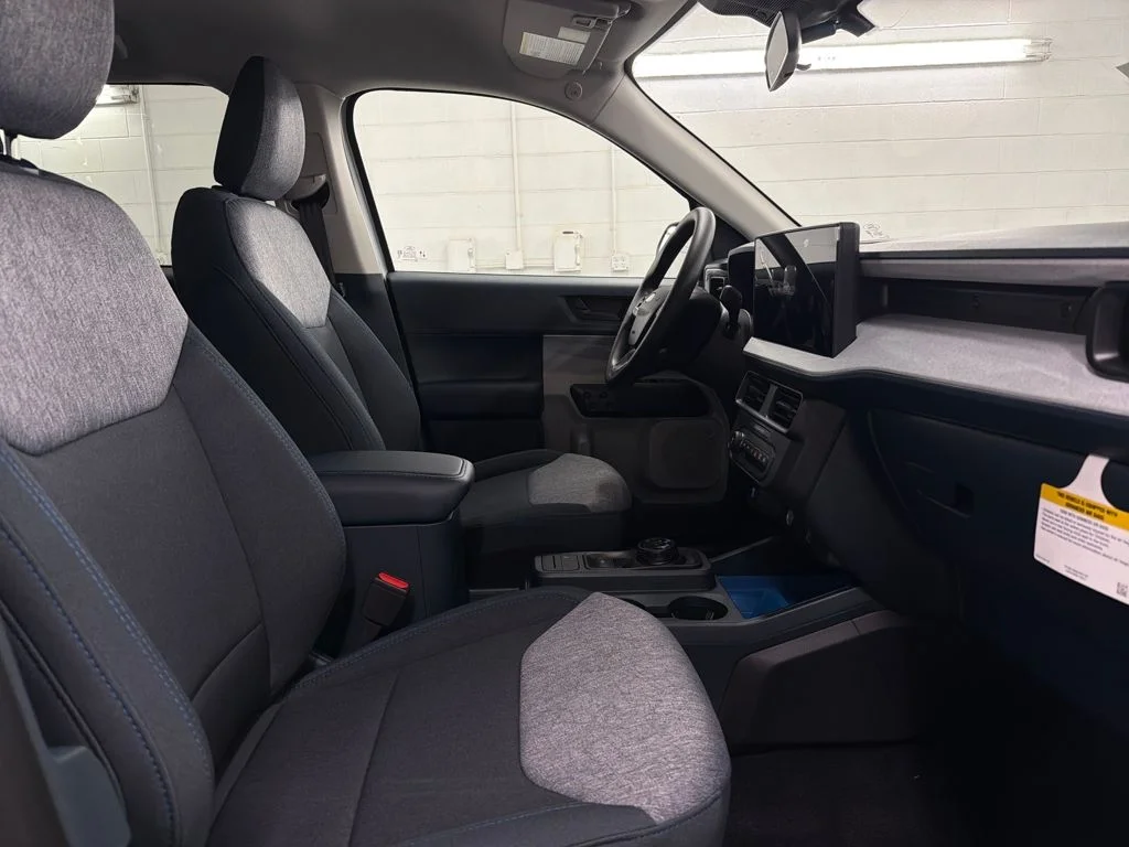 New 2026 White Ford XLT image 27