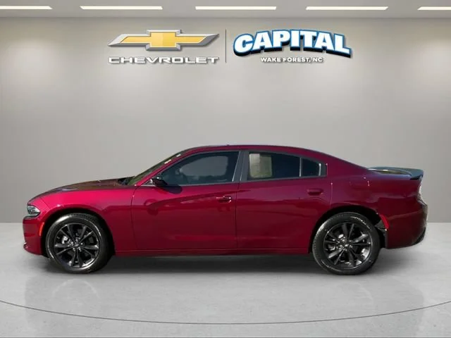 Used 2023 Red Dodge SXT AWD image 2