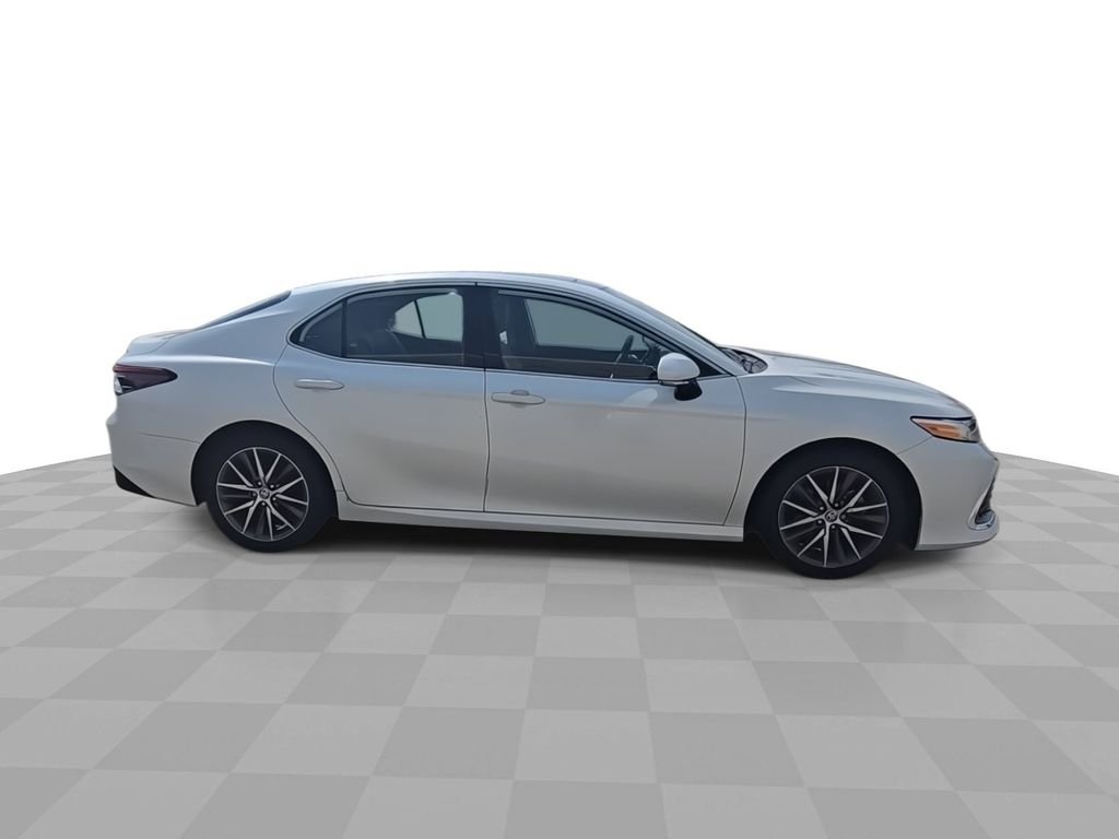 Used 2023 Beige Toyota XLE image 9