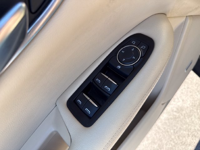 Used 2017 Silver Cadillac Base image 13